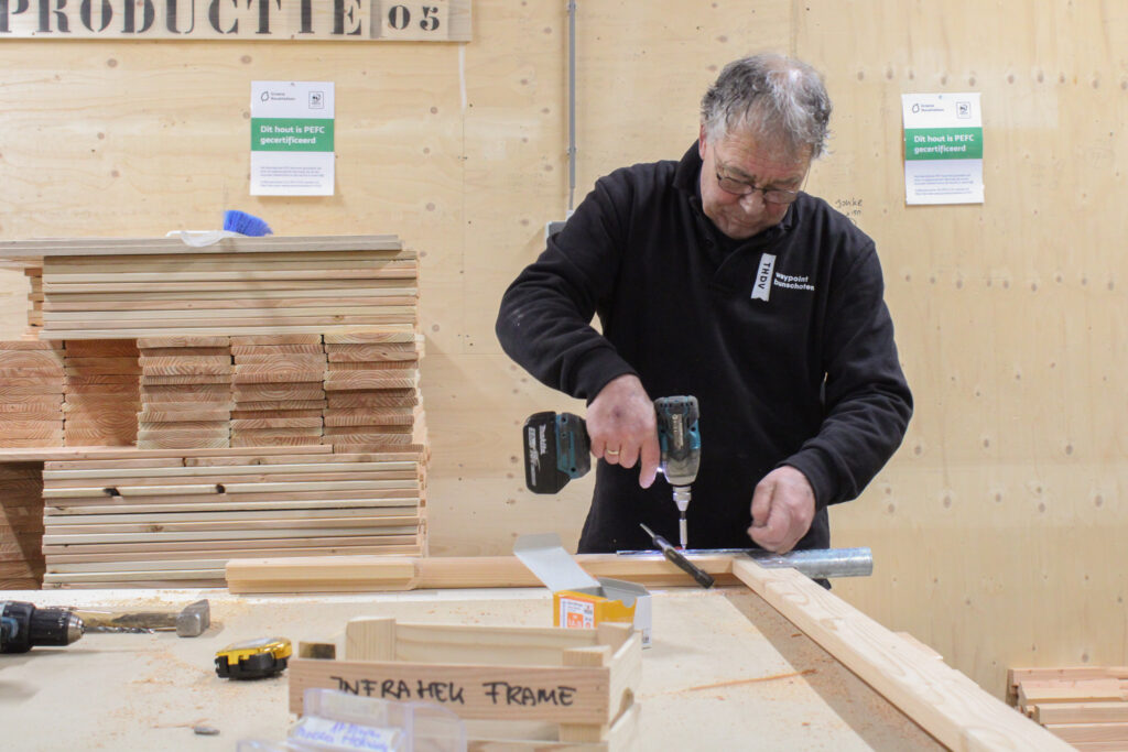 sociale houtwerkplaats houten bouwhekken SROI
