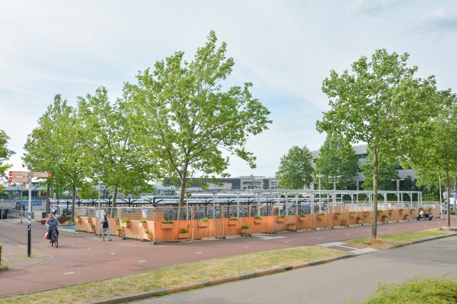 Groenebouwhekken_station_schothorst_03 16.16.06